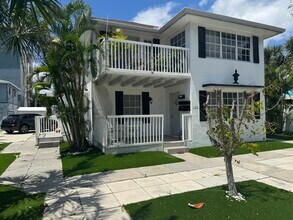 122 SE 5th Ave, Unit B in Delray Beach, FL - Building Photo - Building Photo