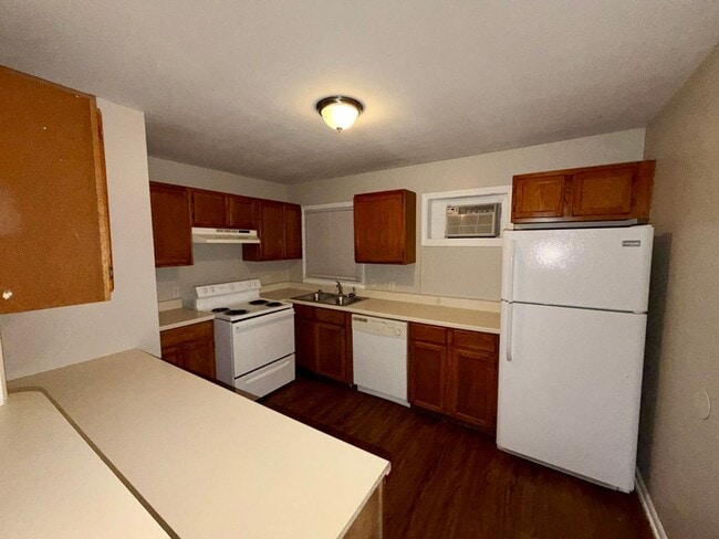 1320 S Crane St in Independence, MO - Building Photo - Building Photo