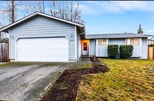 10732 20th Pl W in Everett, WA - Building Photo