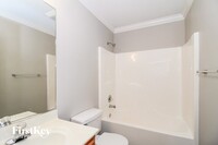 699 Hitchcock Way photo'