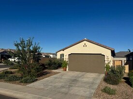32067 N Wayne Ln in San Tan Valley, AZ - Building Photo
