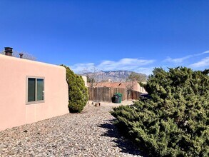 4703 Palmas Altas Dr SE in Rio Rancho, NM - Building Photo - Building Photo
