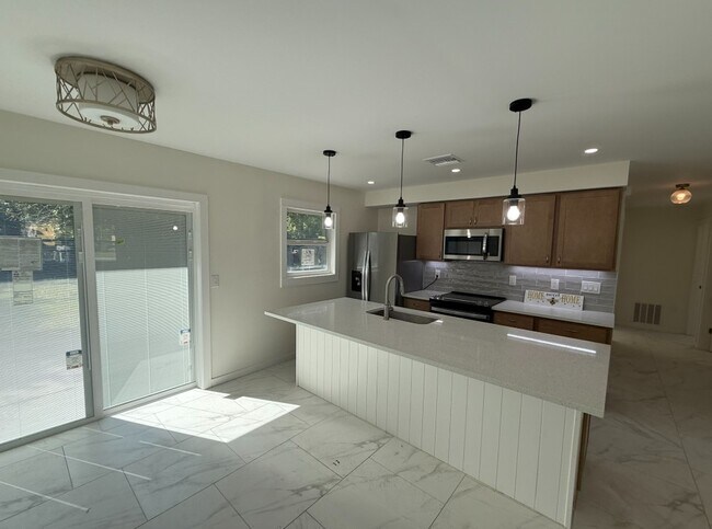 1809 5th Ave W in Palmetto, FL - Foto de edificio - Building Photo