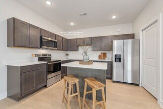 2054 N Reece Ct in Wichita, KS - Building Photo - Building Photo