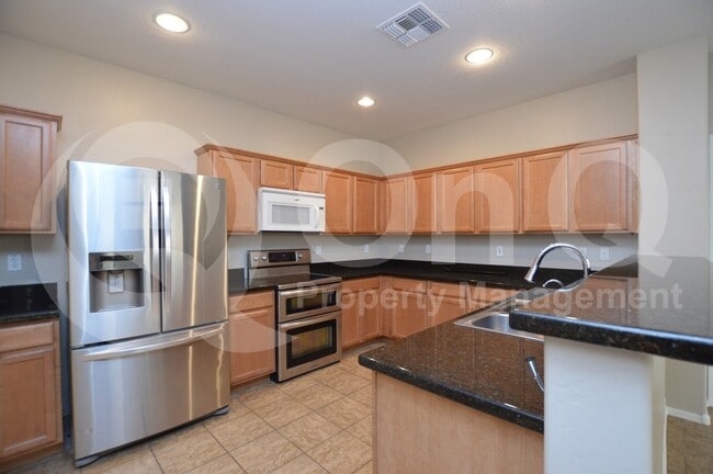 property at 1337 S Joshua Tree Ln