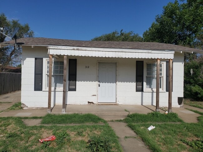 property at 312 S Kentucky St