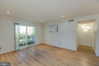1521 Lincoln Way in McLean, VA - Building Photo - Building Photo