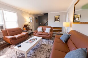 30 Florence Ave in Milford, CT - Building Photo