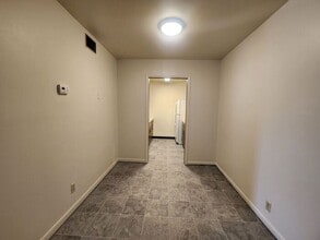 600 S 4th St in Terre Haute, IN - Building Photo - Building Photo