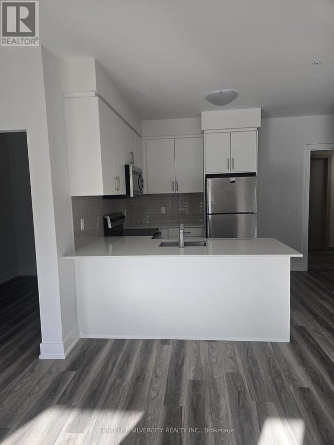 1100 Lackner Pl in Kitchener, ON - Building Photo - Building Photo