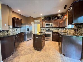 8217 Longdraw Dr in Round Rock, TX - Building Photo - Building Photo