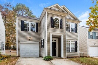 2642 Oasis Ln in Charlotte, NC - Building Photo - Building Photo