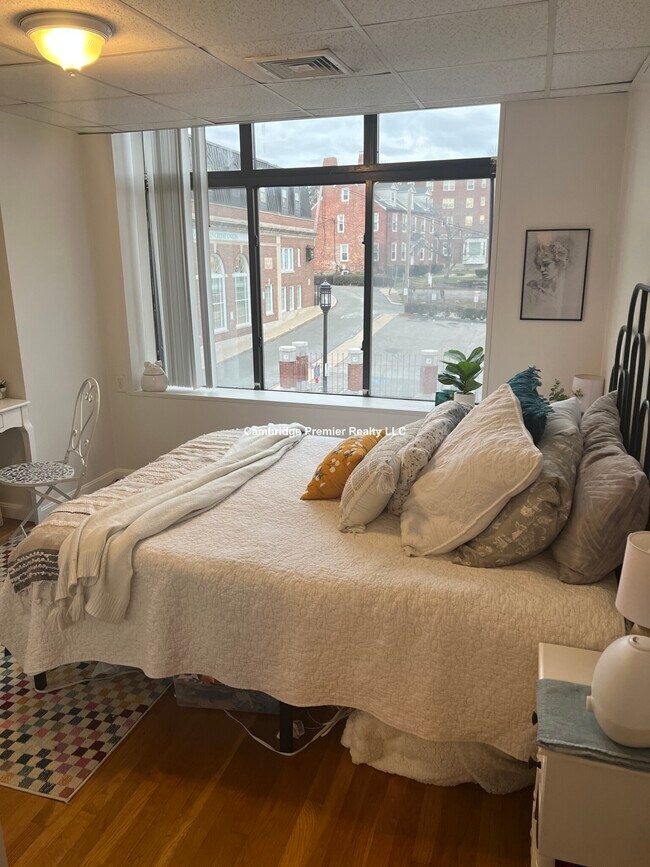 22 High St Apartments and Nearby Medford Apartments For Rent Medford, MA