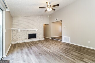 5427 Covent Way in Lithonia, GA - Building Photo - Building Photo