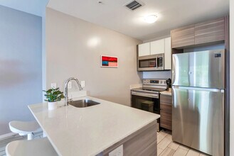 481 NE 29th St in Miami, FL - Building Photo - Building Photo