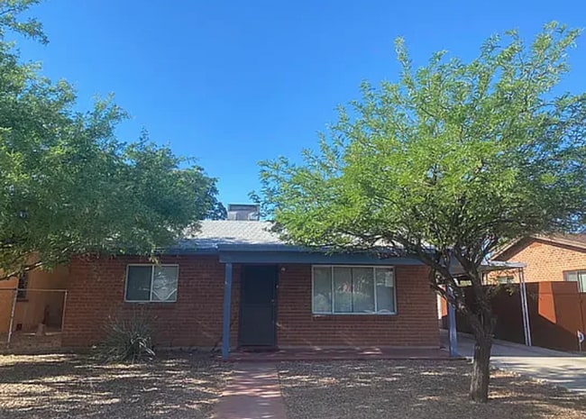 1320 E Water St in Tucson, AZ - Building Photo - Building Photo
