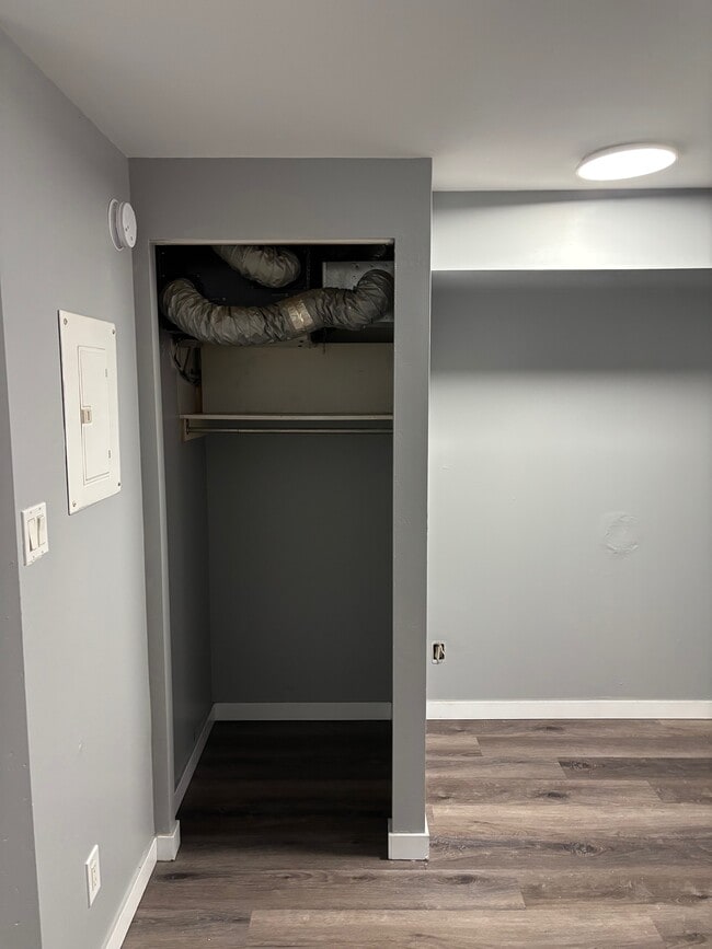 250 Furby St in Winnipeg, MB - Building Photo - Building Photo