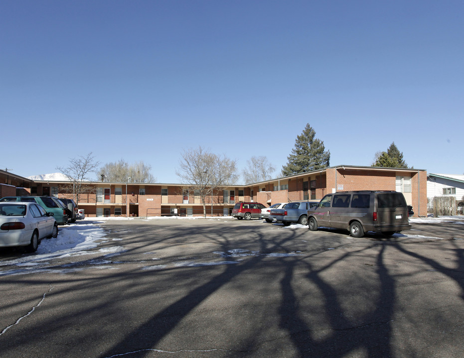 Arcadia Dell Apartments in Colorado Springs, CO - Building Photo