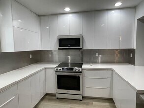 250 NE 20th St in Boca Raton, FL - Building Photo - Building Photo