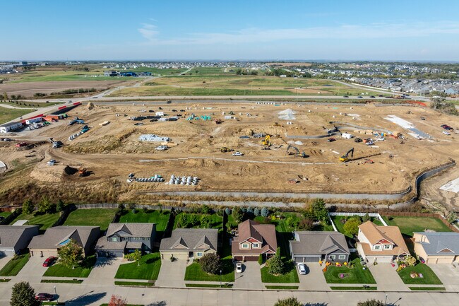Copperfield Apartments in Omaha, NE - Building Photo - Building Photo