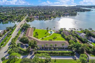 478 Tequesta Dr in Jupiter, FL - Building Photo