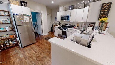 173 Hampshire St, Unit 1 in Cambridge, MA - Building Photo - Building Photo