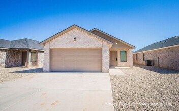 7709 Date Ave in Lubbock, TX - Building Photo - Building Photo
