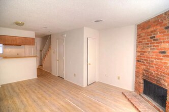 9423 Olde Towne Row in Dallas, TX - Foto de edificio - Building Photo