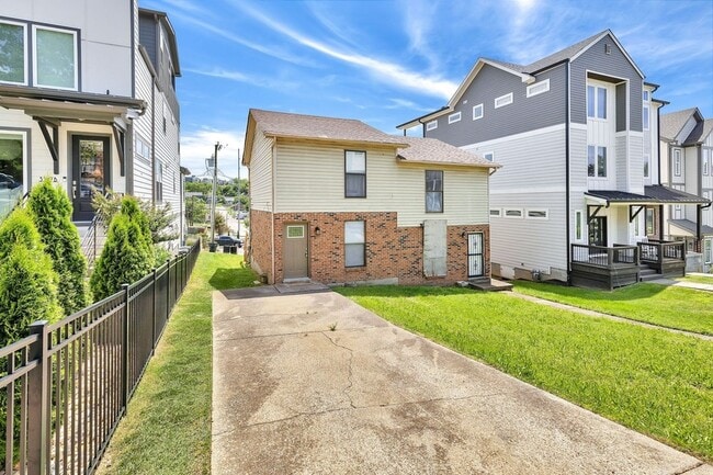 3319A Felicia St in Nashville, TN - Foto de edificio - Building Photo