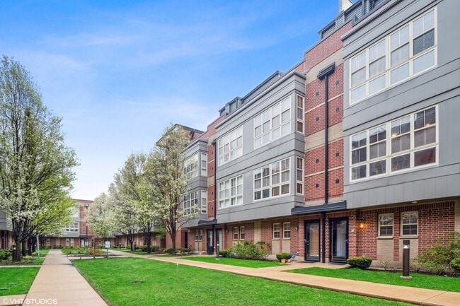 property at 2321 S Wabash Ave