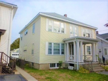 30 Newbury Ave, Unit 3 in Quincy, MA - Foto de edificio