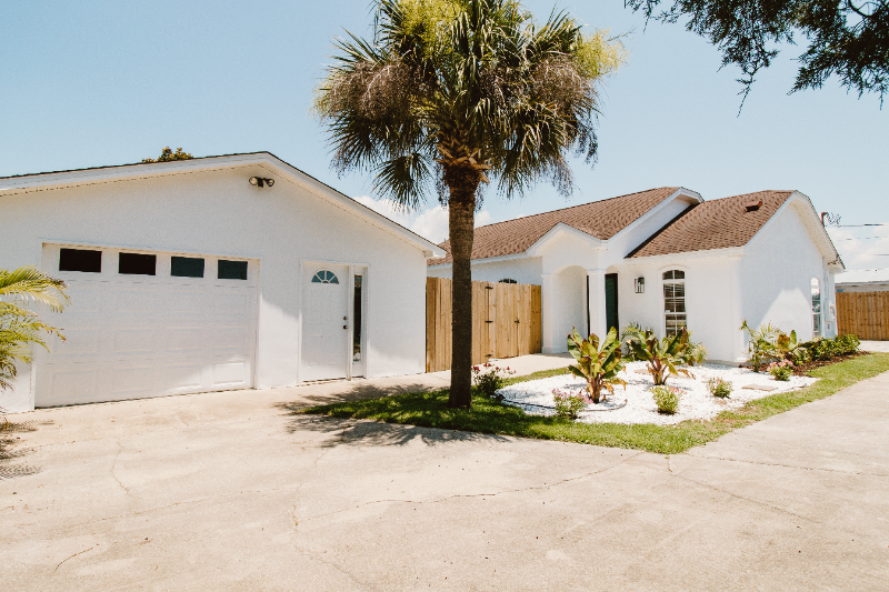 22618 Lakeview Dr in Panama City Beach, FL - Building Photo