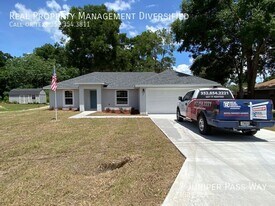 7 Juniper Pass Way in Ocala, FL - Building Photo