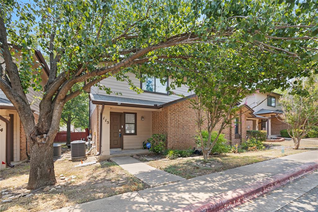 101 Clearday Dr in Austin, TX - Building Photo