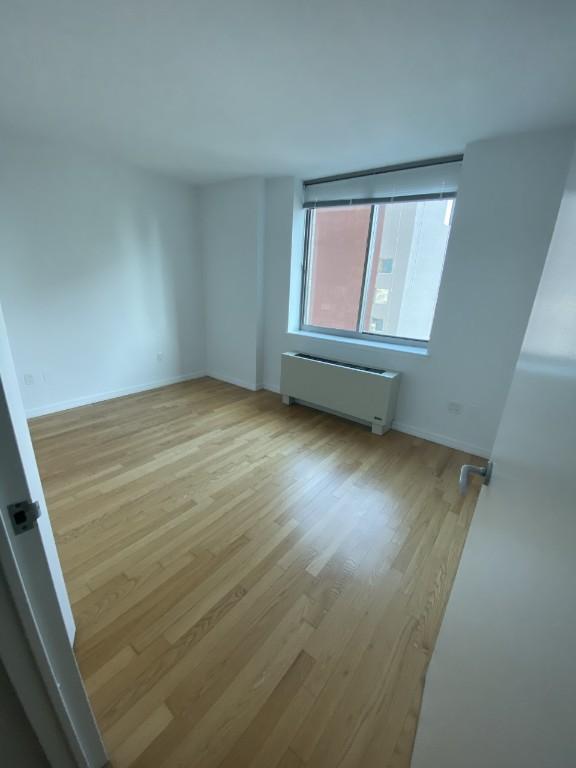 80 Maiden Ln in New York, NY - Building Photo - Building Photo