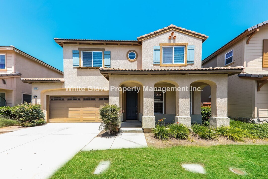 4105 Garvey Way in Riverside, CA - Building Photo
