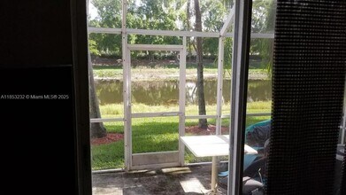 1354 Veracruz Ln in Weston, FL - Building Photo - Building Photo