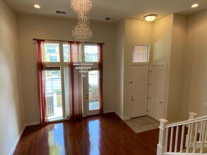 105 Holly Terrace in Sunnyvale, CA - Building Photo - Building Photo