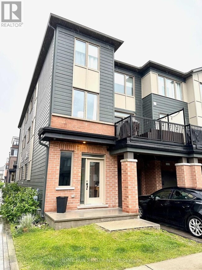 property at 313 Squadron Cres