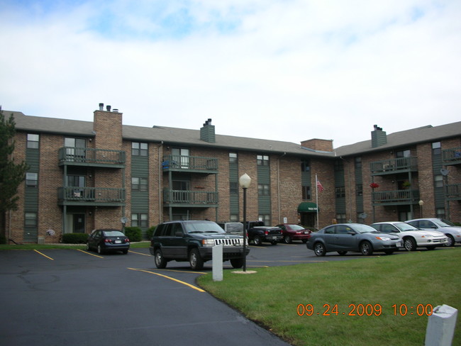 River Park Terrace in De Pere, WI - Foto de edificio - Building Photo