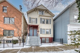 3037 N Southport Ave in Chicago, IL - Building Photo