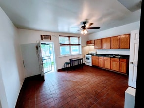 1710 W 37th St in Chicago, IL - Building Photo - Building Photo
