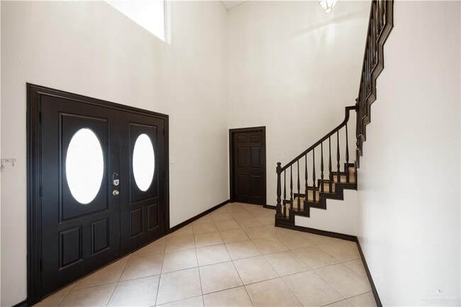 2401 Wisteria Ave in McAllen, TX - Building Photo - Building Photo