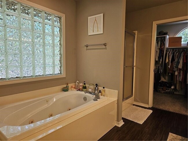 property at 28 McKenzie Dr