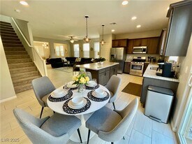 173 Elexese Ct in Las Vegas, NV - Building Photo