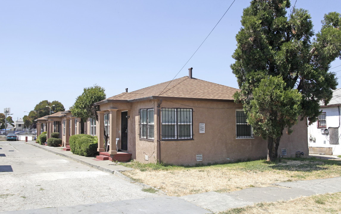 1259-1261 75th Ave in Oakland, CA - Building Photo