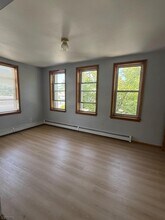 728 3rd Ave in Lyndhurst, NJ - Building Photo - Building Photo