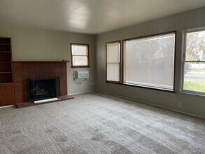 40565 Stetson Ave, Unit A in Hemet, CA - Building Photo - Building Photo
