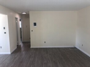 4670 Kensington Dr in San Diego, CA - Building Photo - Building Photo