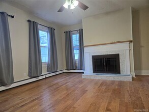 18 Market St in Wappingers Falls, NY - Building Photo - Building Photo